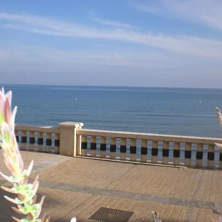 Sunny Escape *