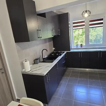 Sunny Escape Apartment